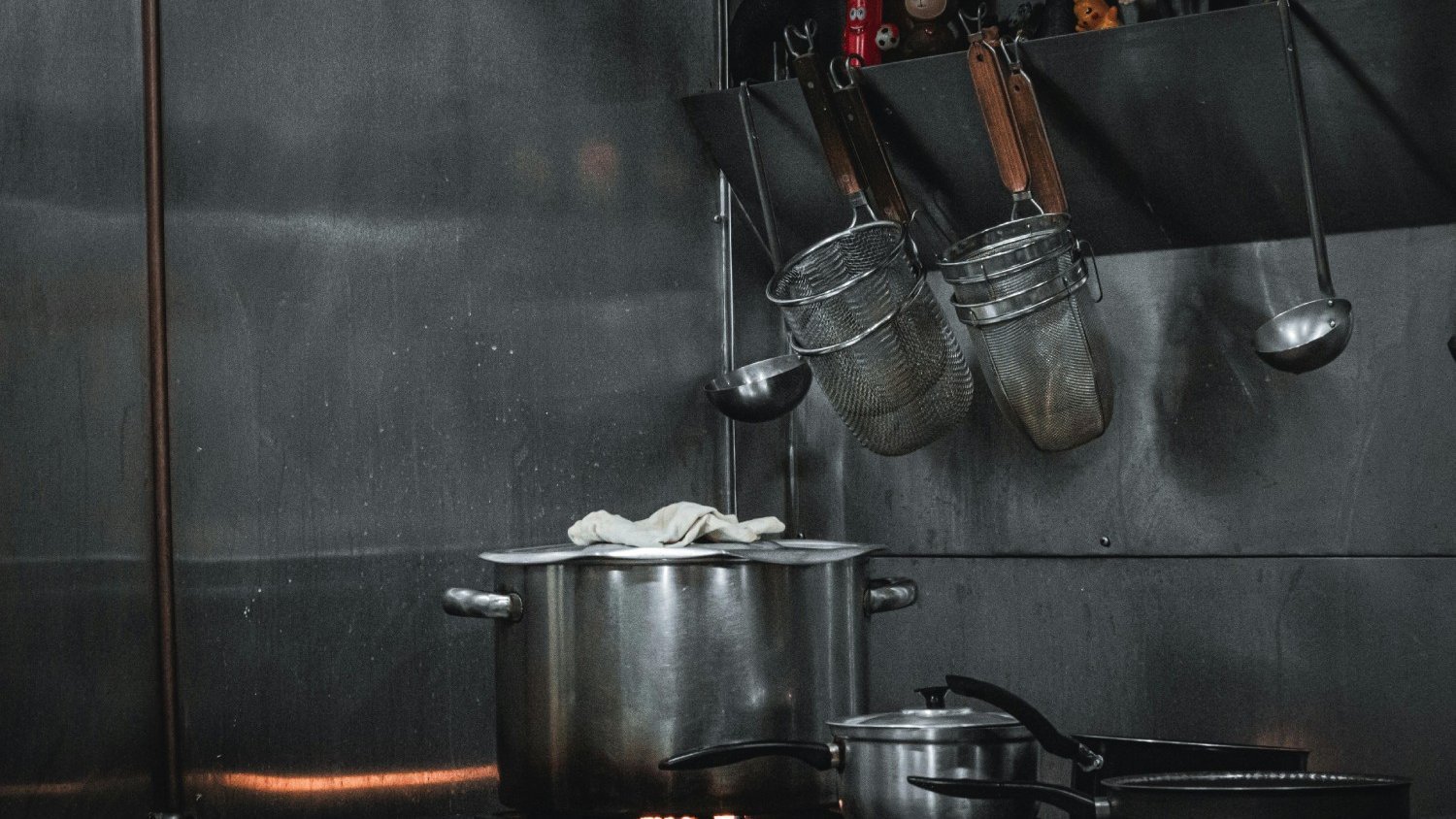 Restaurant & Kitchen Cleaning